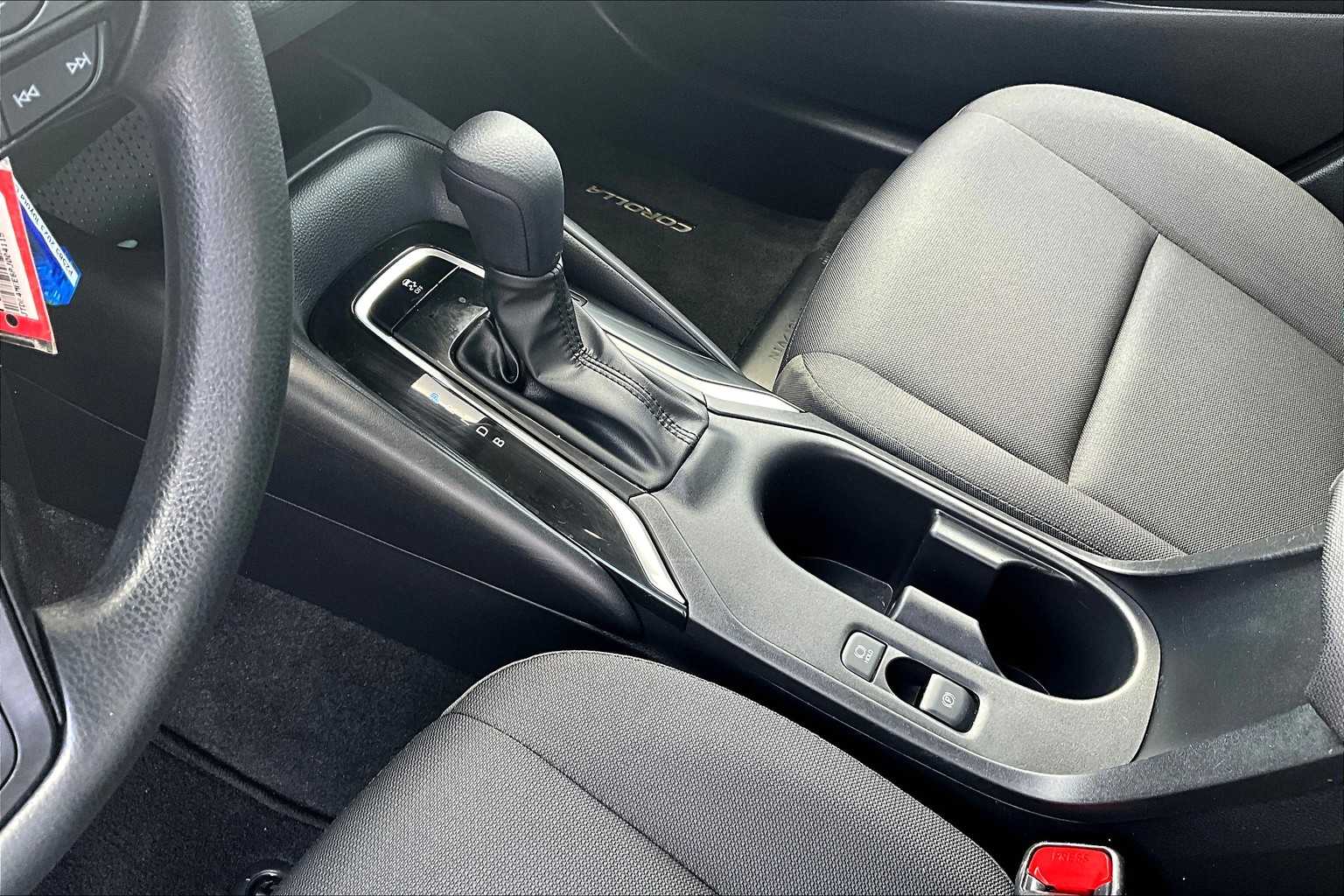 2023 Toyota Corolla LE - Photo 20