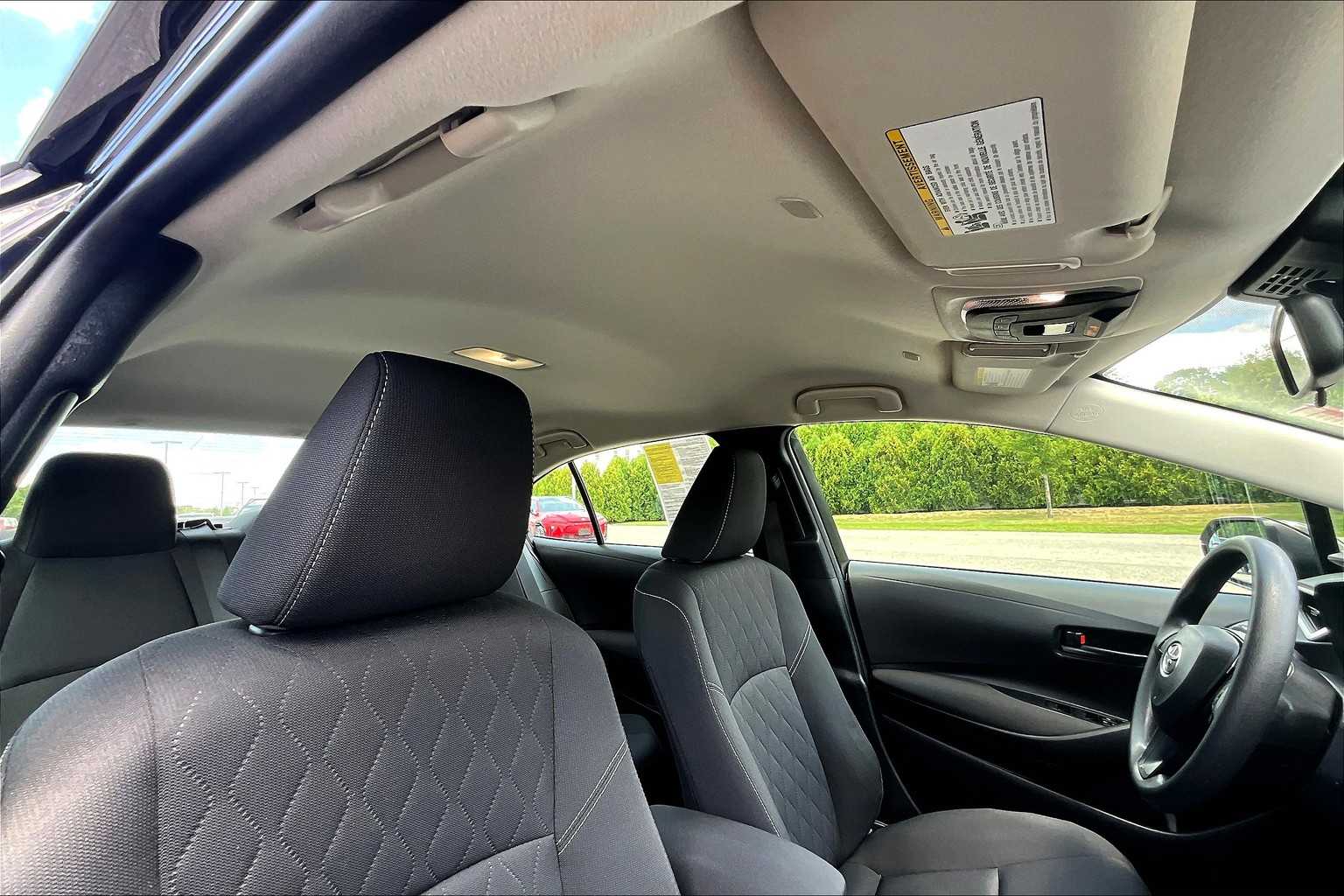 2023 Toyota Corolla LE - Photo 22