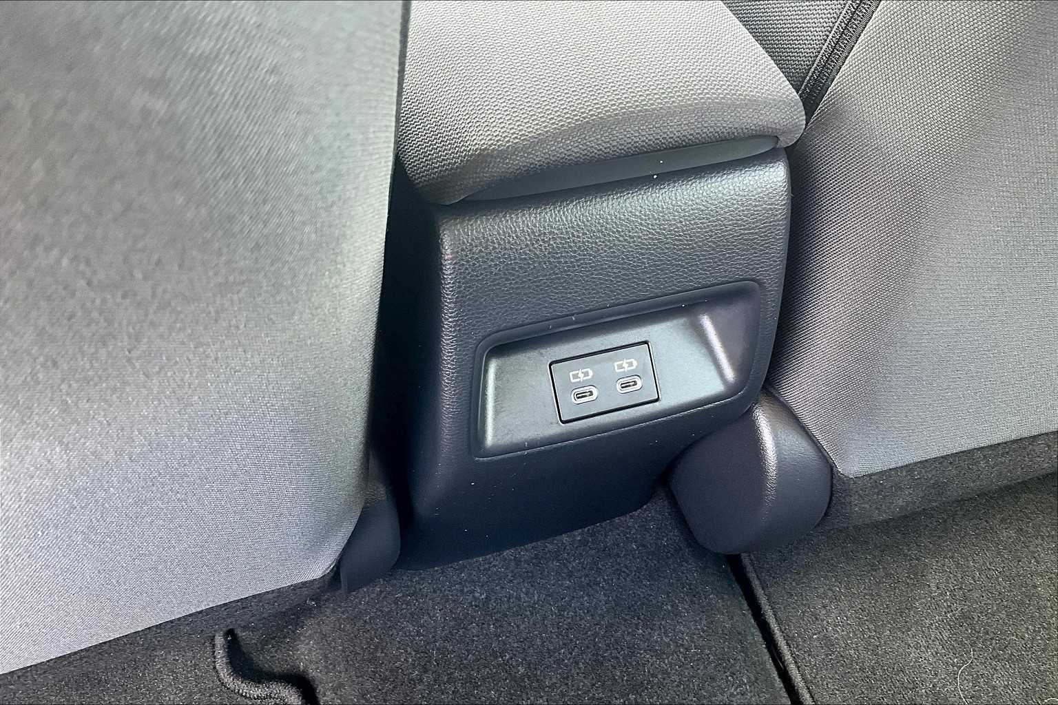 2023 Toyota Corolla LE - Photo 28