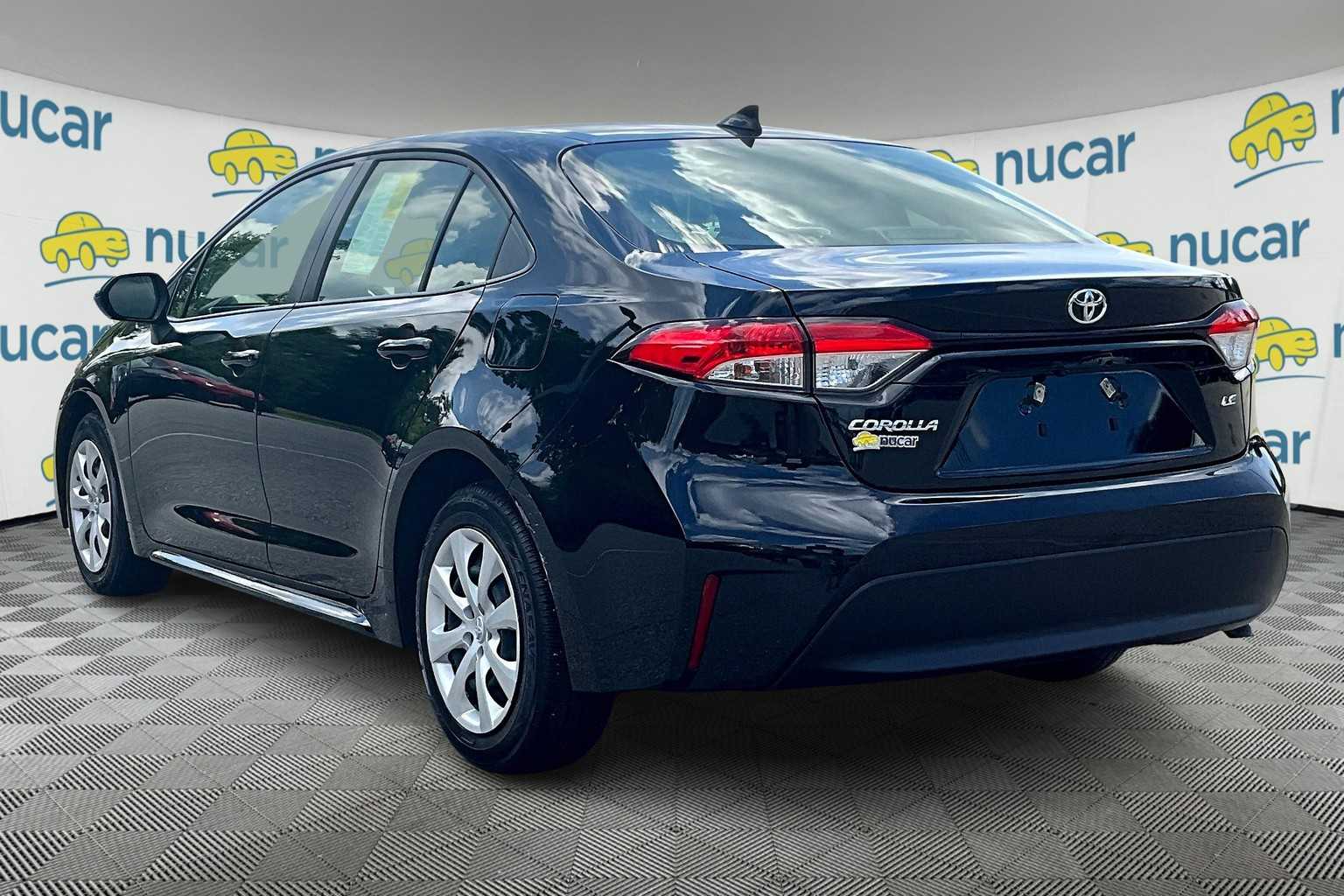 2023 Toyota Corolla LE - Photo 4