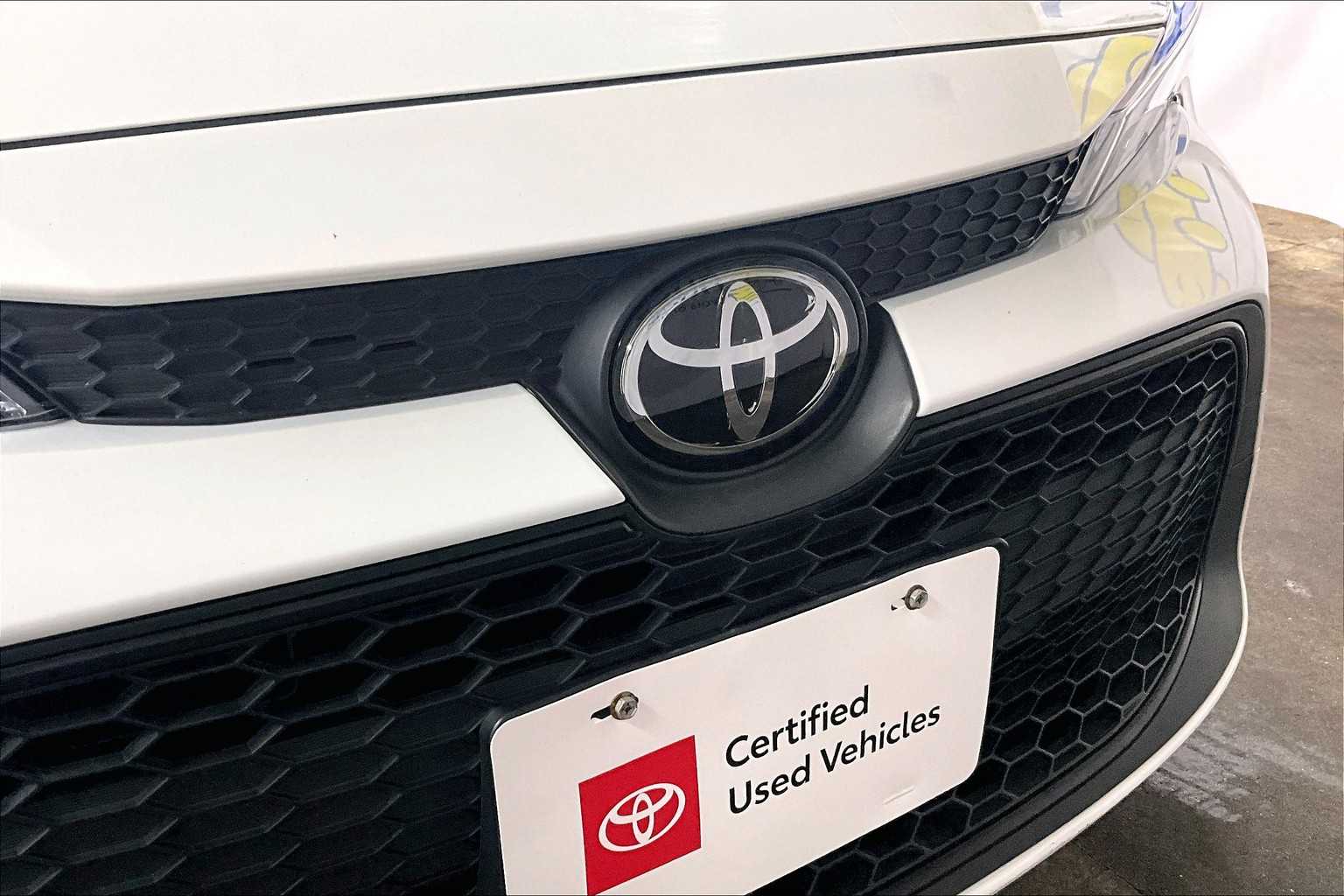 2022 Toyota Corolla LE - Photo 29