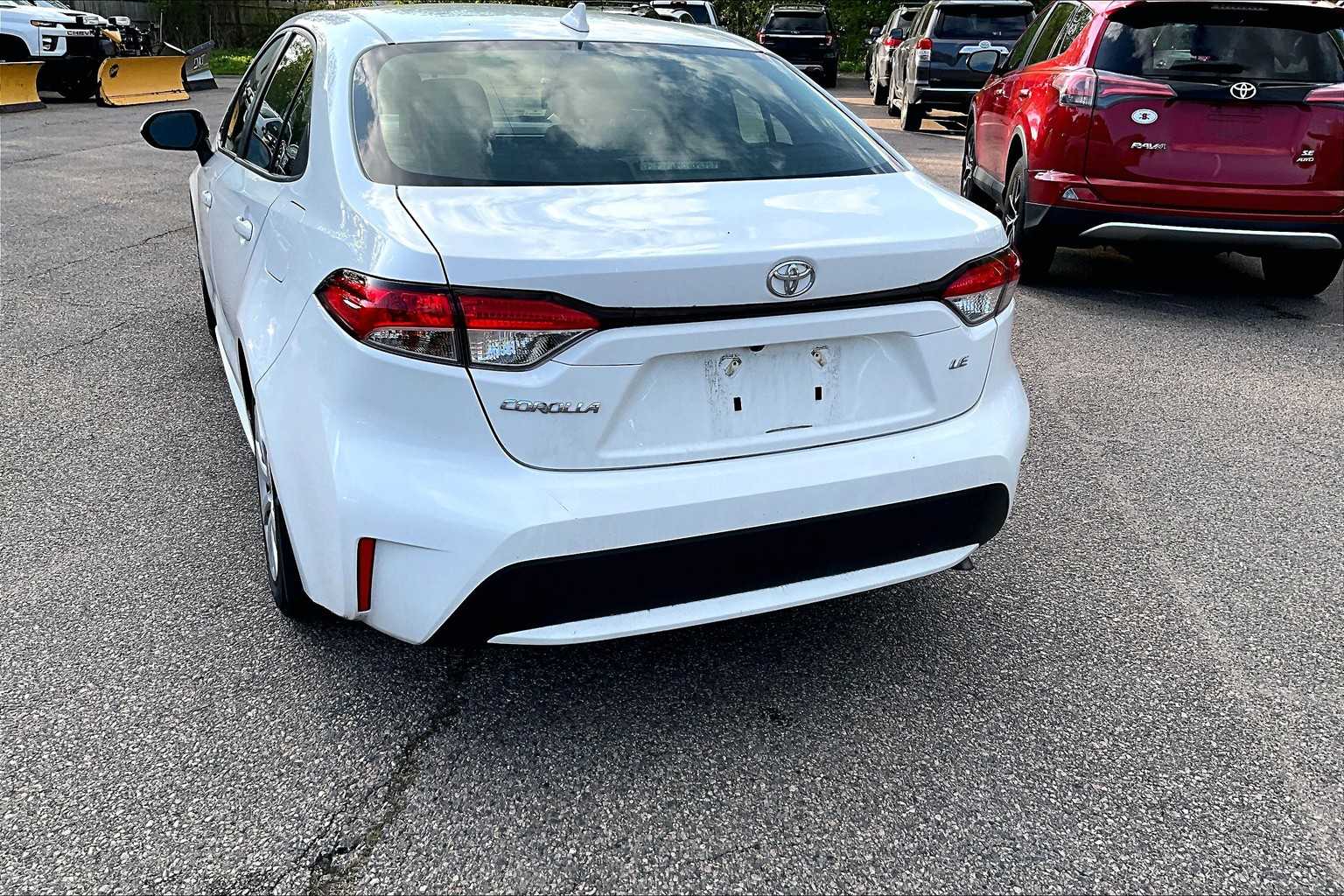 2022 Toyota Corolla LE - Photo 7