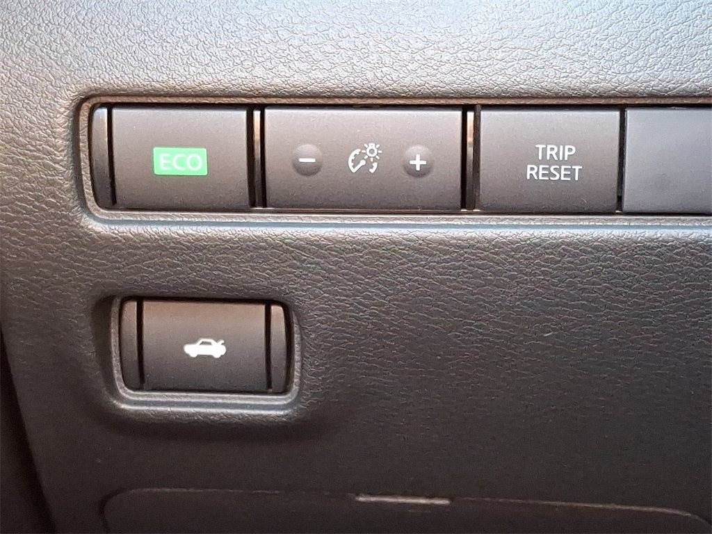 2025 Nissan Sentra SV - Photo 17