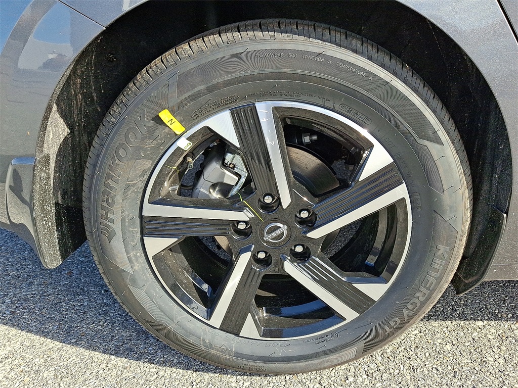 2025 Nissan Sentra SV - Photo 5