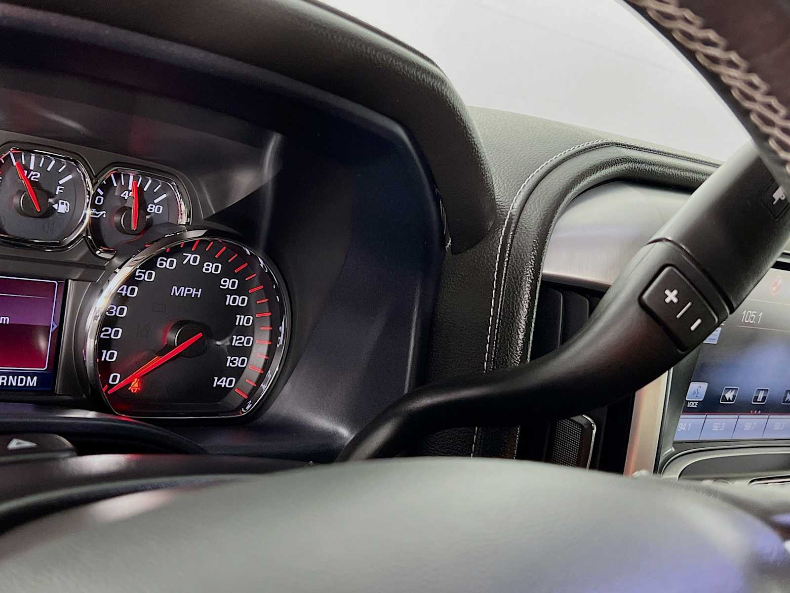 2015 GMC Sierra 1500 SLT - Photo 16