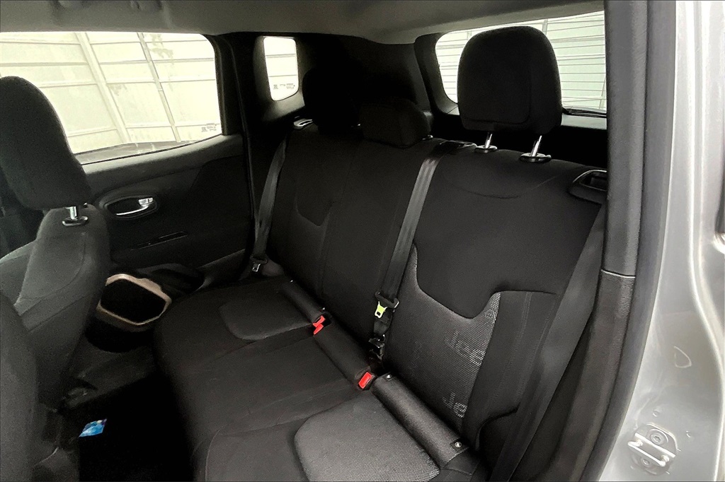 2017 Jeep Renegade Latitude - Photo 15