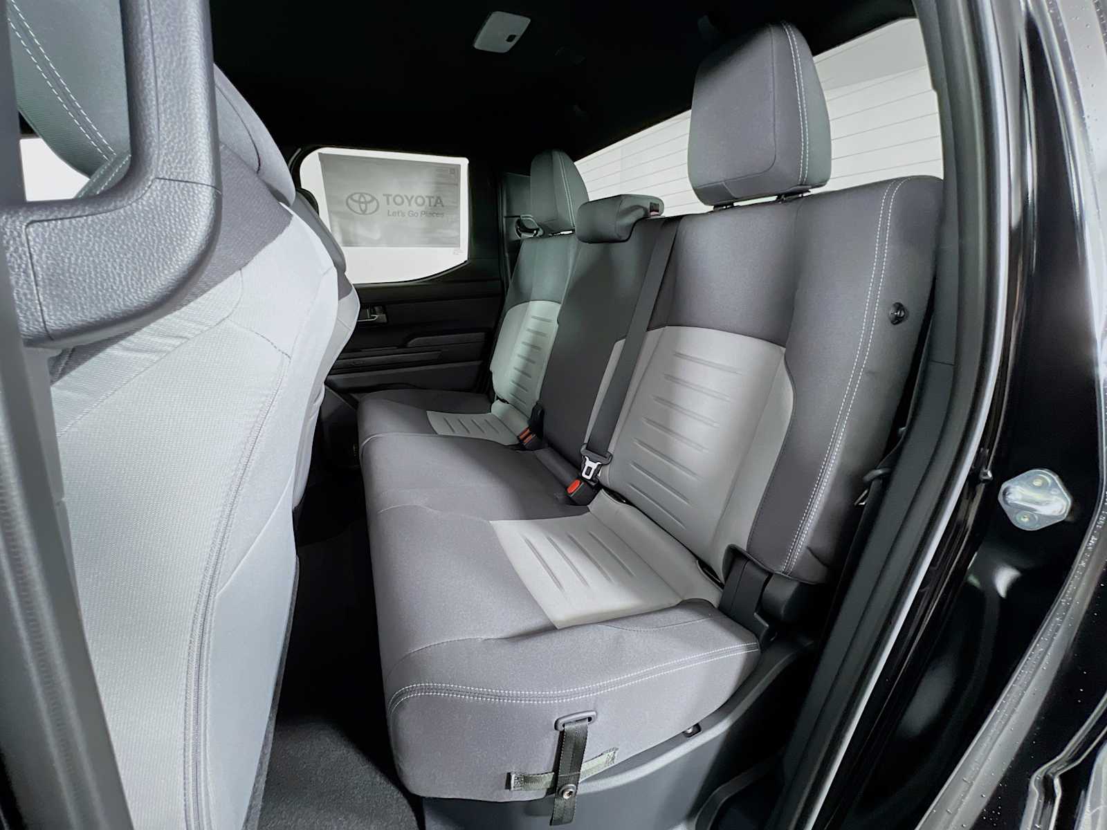 2025 Toyota Tacoma TRD Off Road - Photo 13