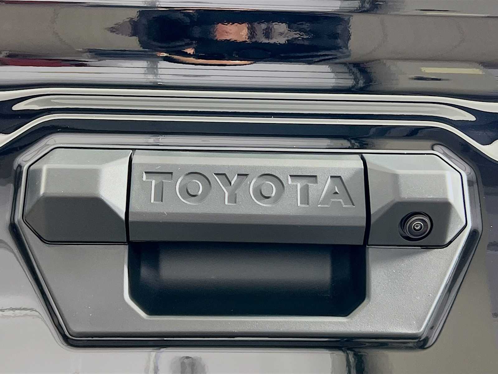 2025 Toyota Tacoma TRD Off Road - Photo 17