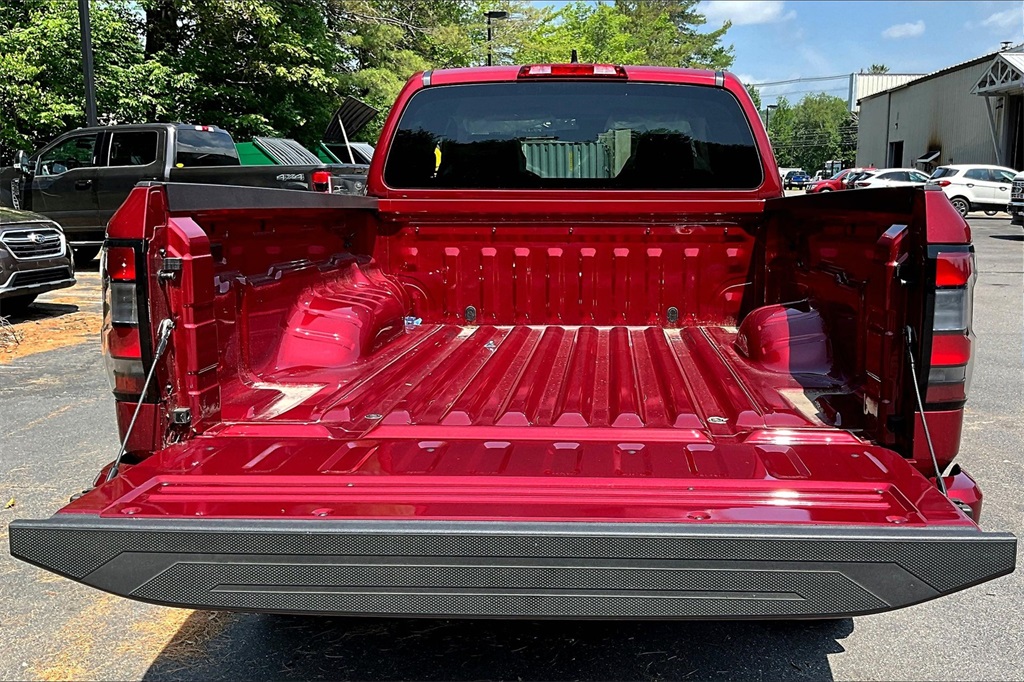 2025 Nissan Frontier SV - Photo 31