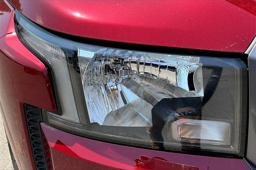 2025 Nissan Frontier SV - Photo 33