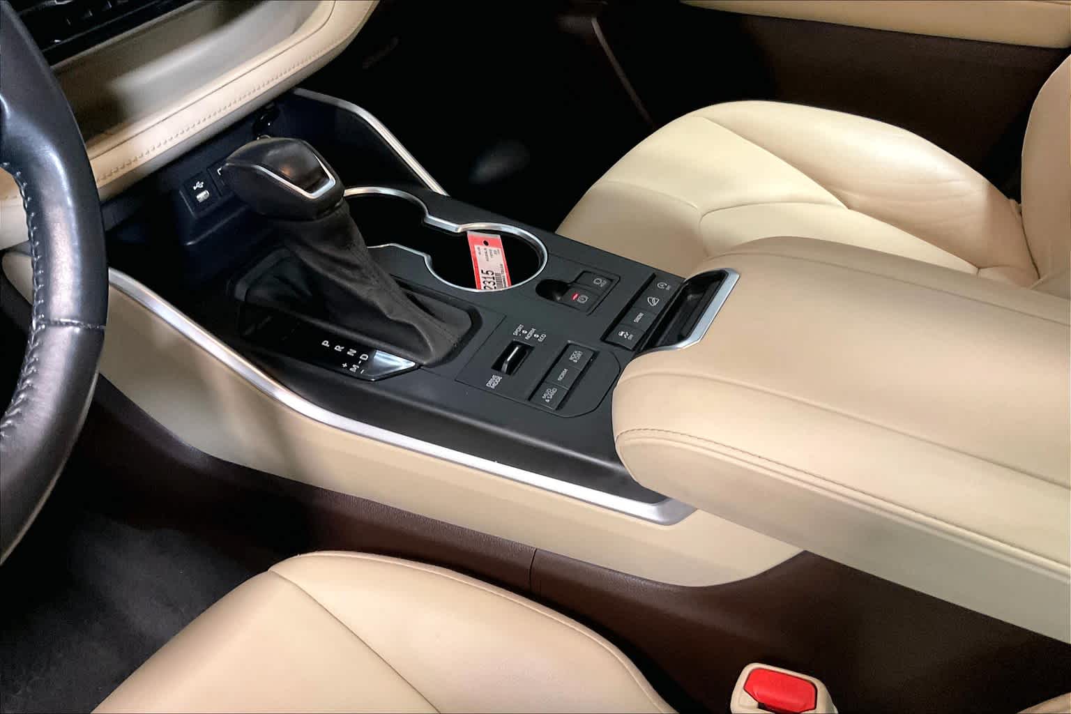 2022 Toyota Highlander XLE - Photo 20