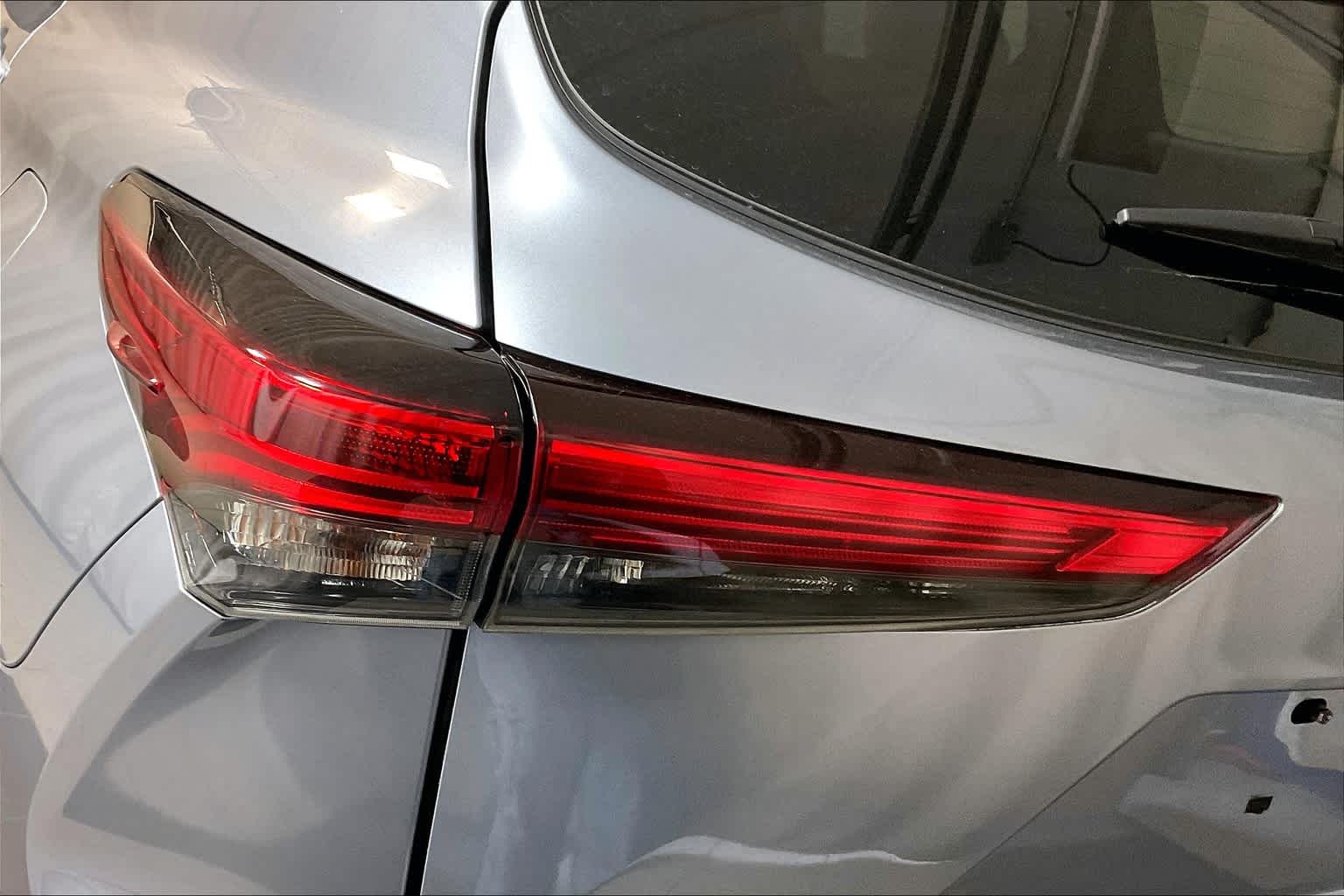 2022 Toyota Highlander XLE - Photo 34