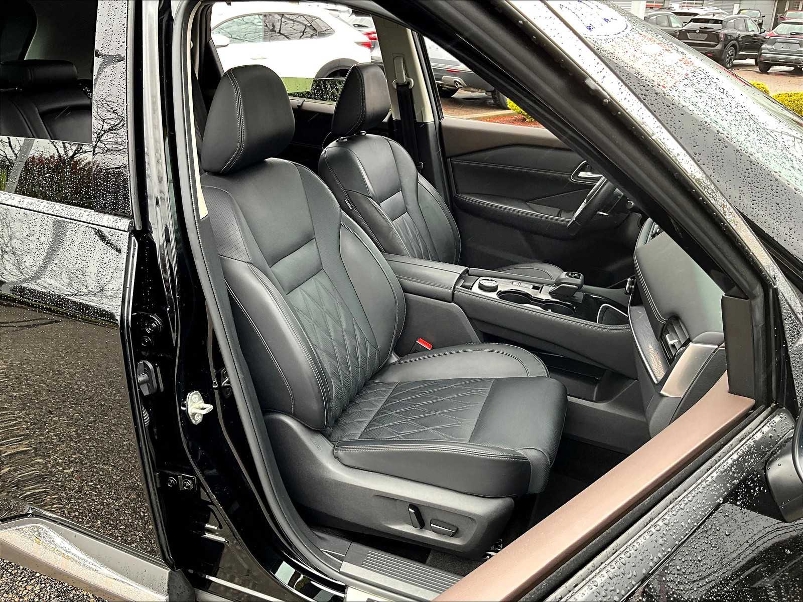 2023 Nissan Rogue Platinum - Photo 11
