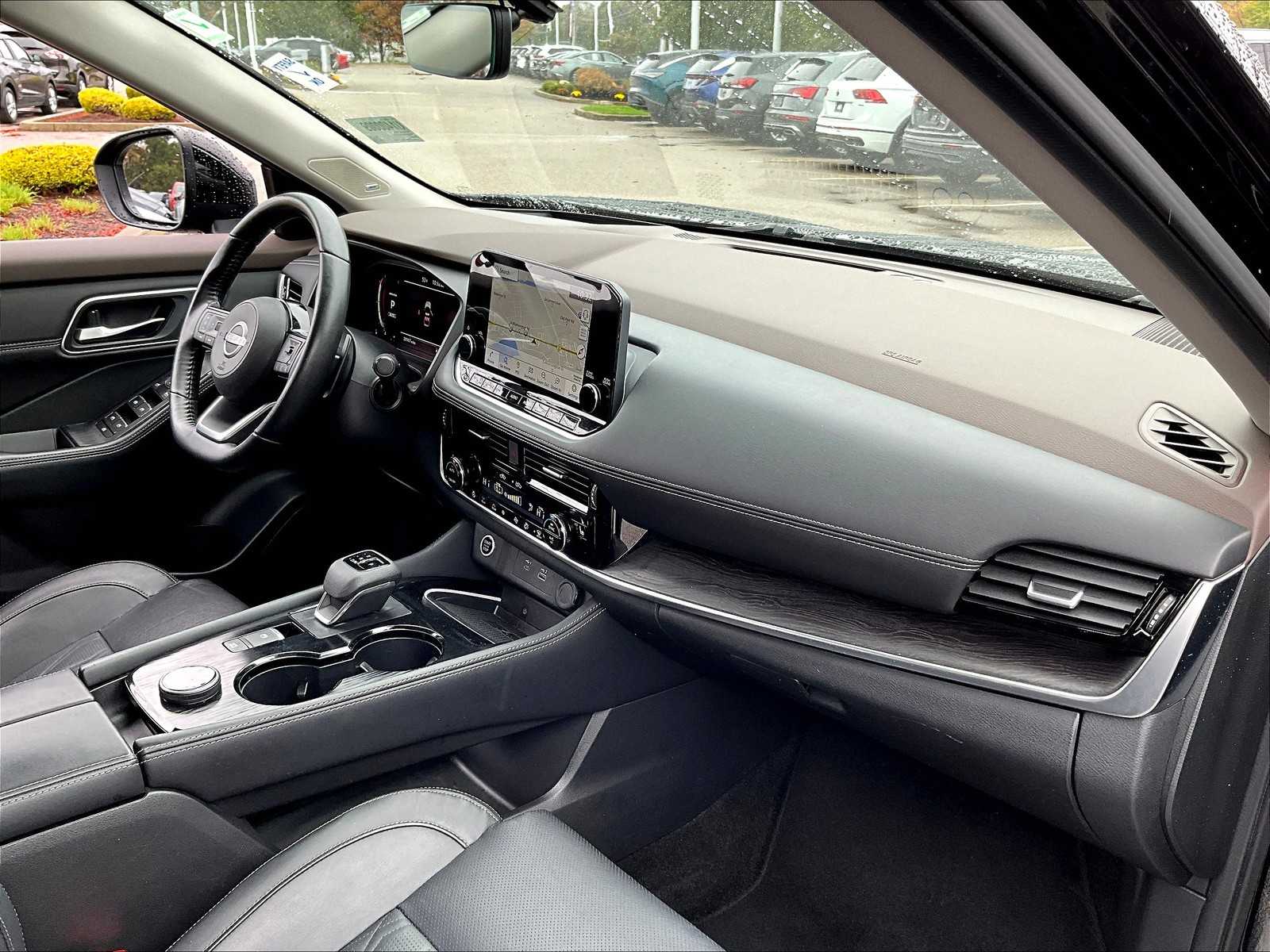 2023 Nissan Rogue Platinum - Photo 14
