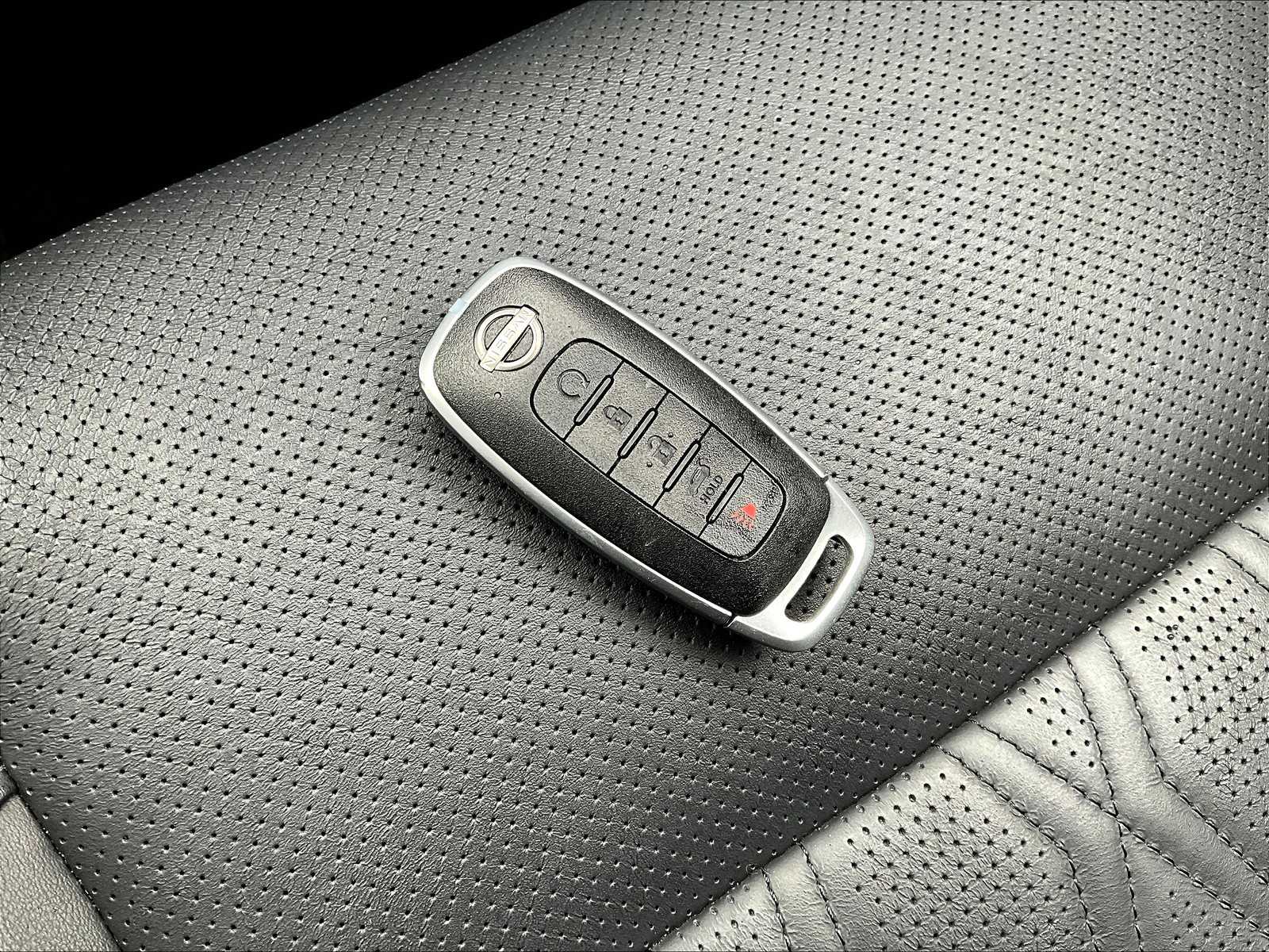 2023 Nissan Rogue Platinum - Photo 30