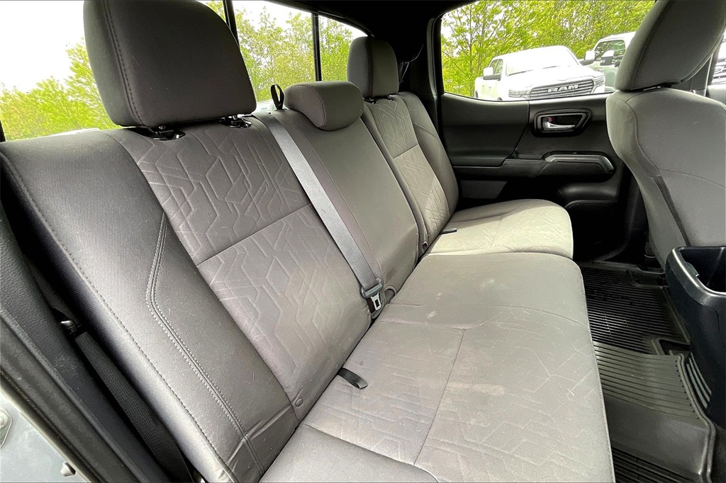 2018 Toyota Tacoma TRD Off-Road - Photo 15