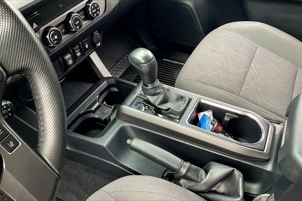 2018 Toyota Tacoma TRD Off-Road - Photo 19