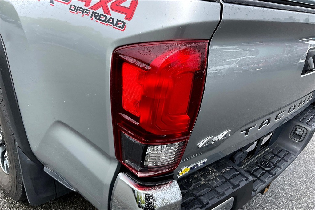 2018 Toyota Tacoma TRD Off-Road - Photo 29