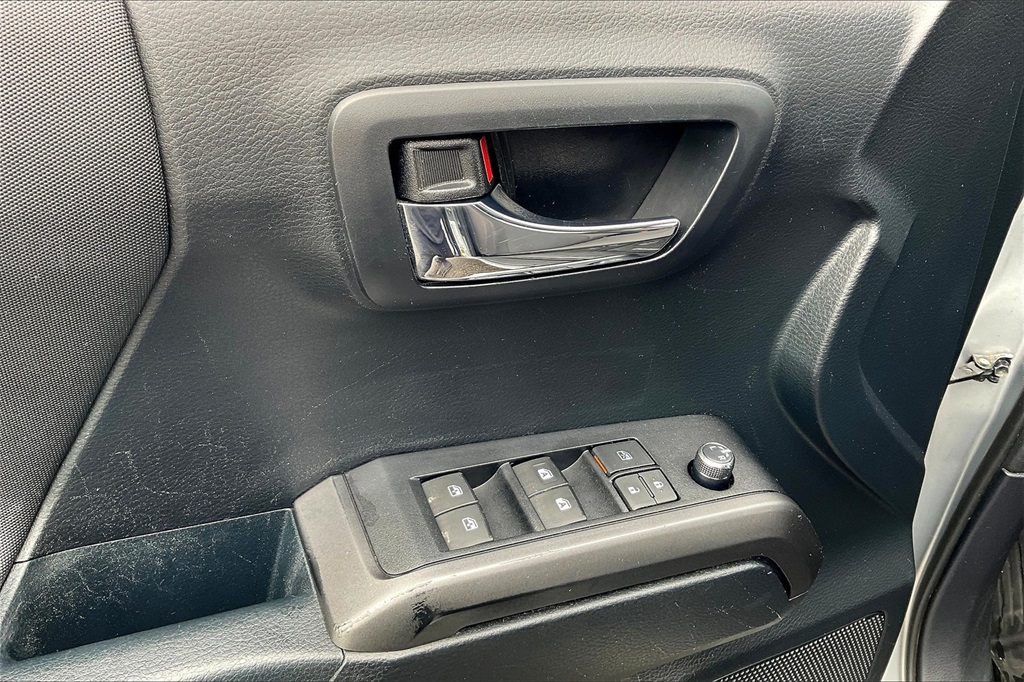 2018 Toyota Tacoma TRD Off-Road - Photo 34