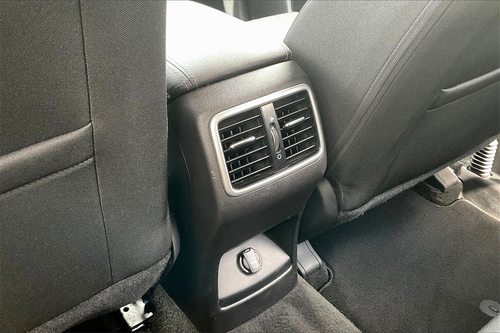 2021 Kia Sportage LX - Photo 26