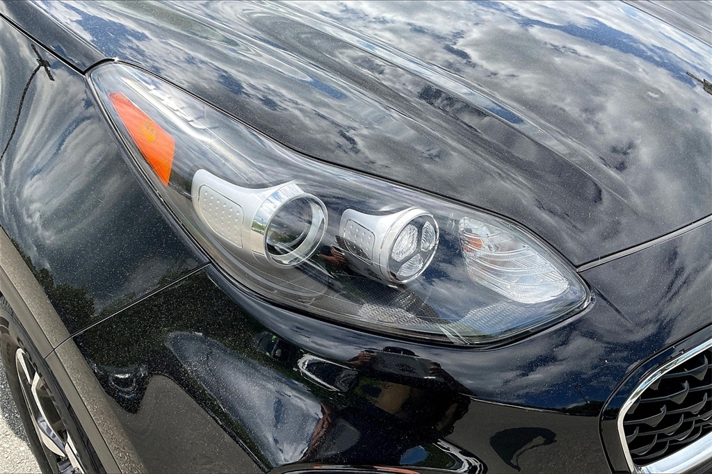 2021 Kia Sportage LX - Photo 29