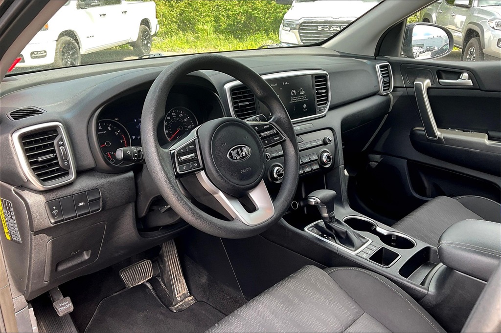 2021 Kia Sportage LX - Photo 8