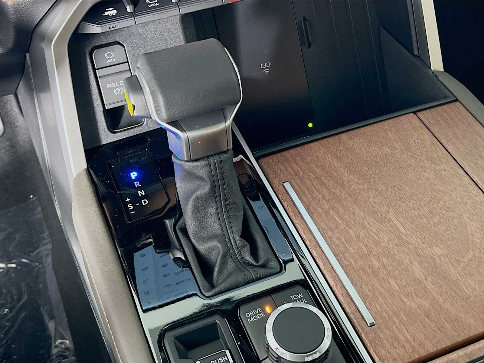 2025 Toyota Tundra 1794 Edition - Photo 11