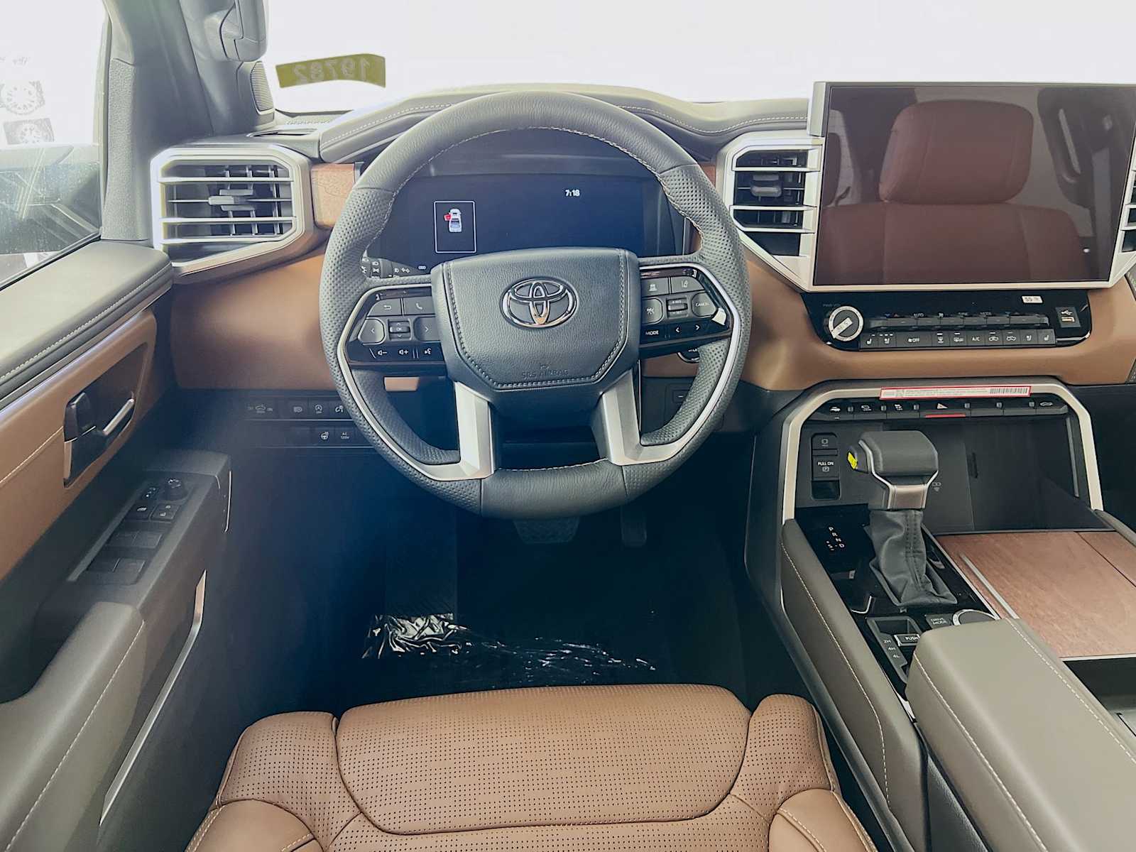 2025 Toyota Tundra 1794 Edition - Photo 15