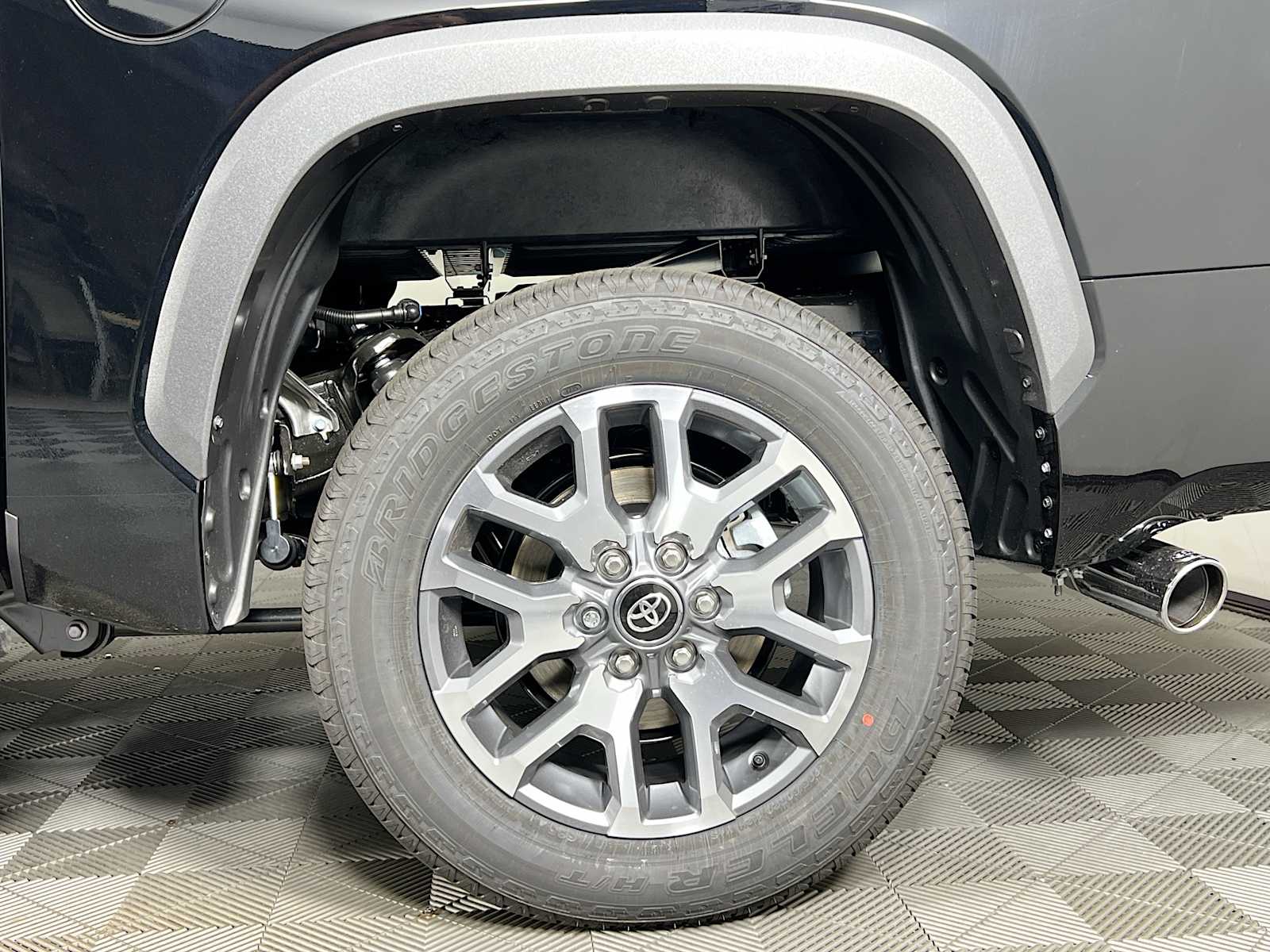 2025 Toyota Tundra 1794 Edition - Photo 19