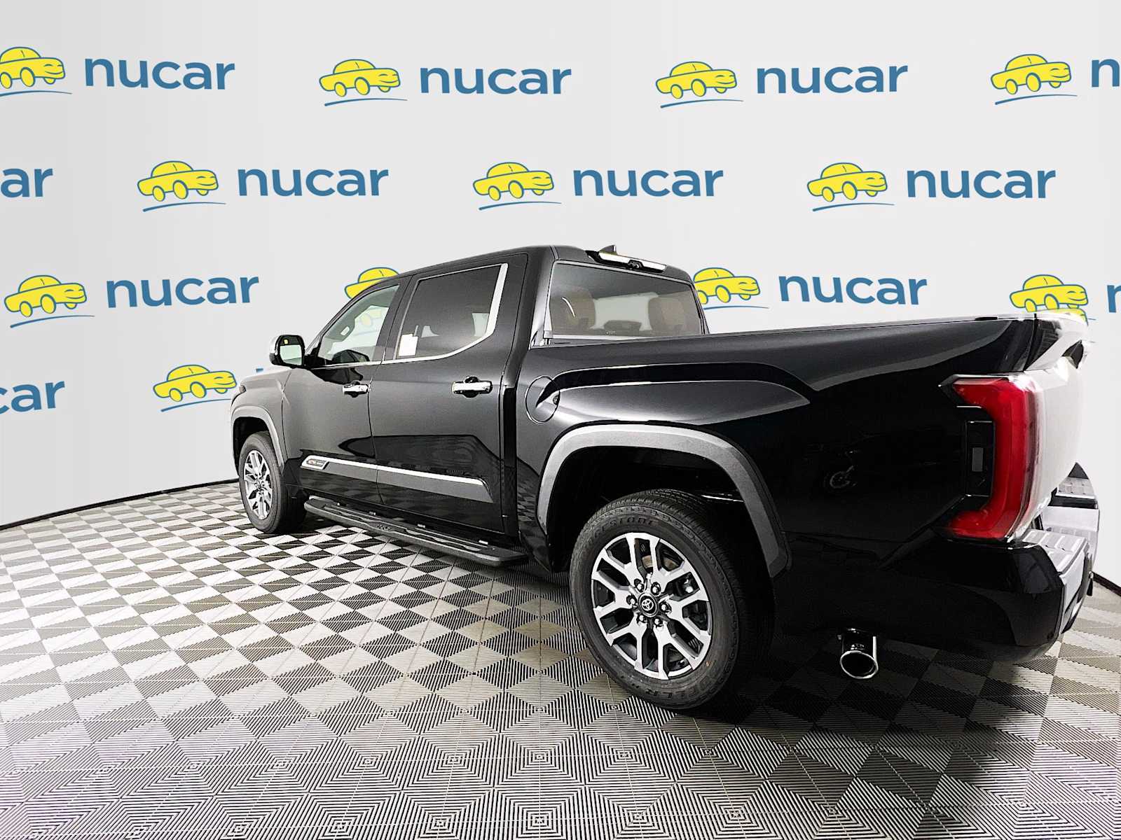 2025 Toyota Tundra 1794 Edition - Photo 4