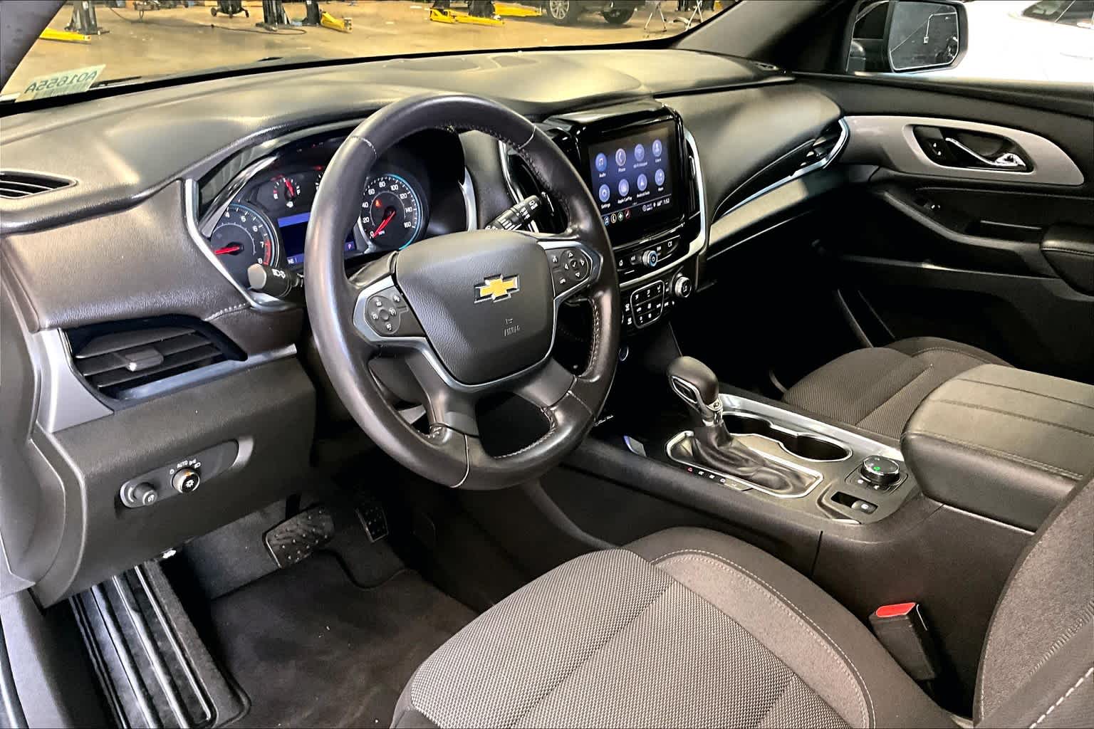 2022 Chevrolet Traverse LT Cloth - Photo 8