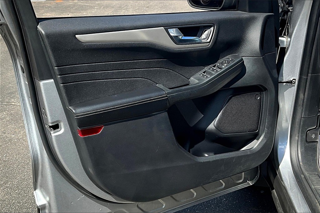 2022 Ford Escape SEL - Photo 9