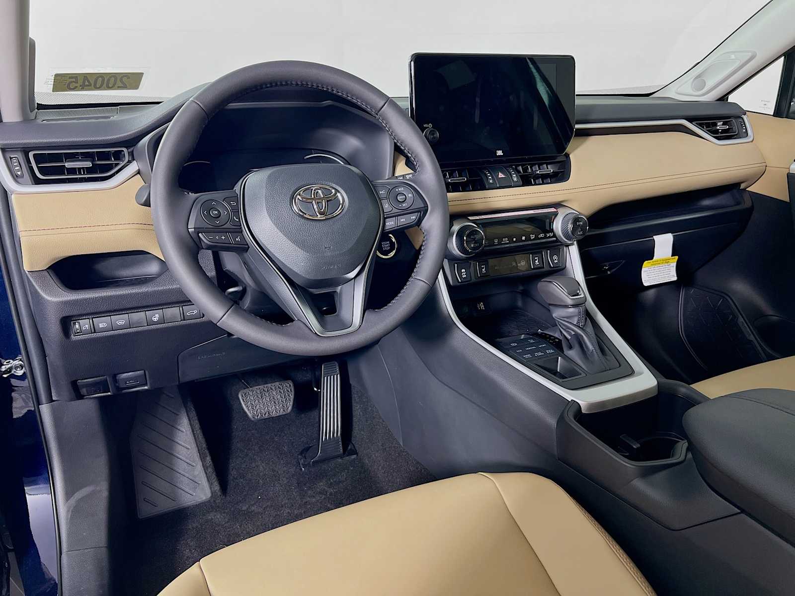 2025 Toyota RAV4 XLE Premium - Photo 6