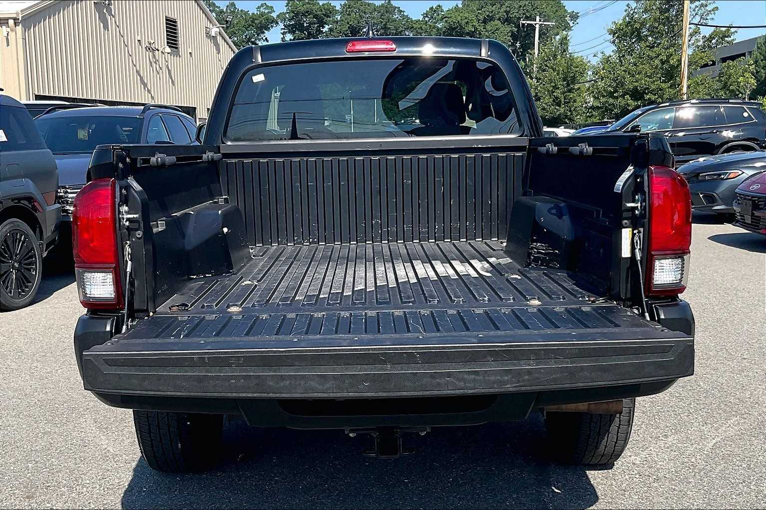 2022 Toyota Tacoma SR - Photo 31