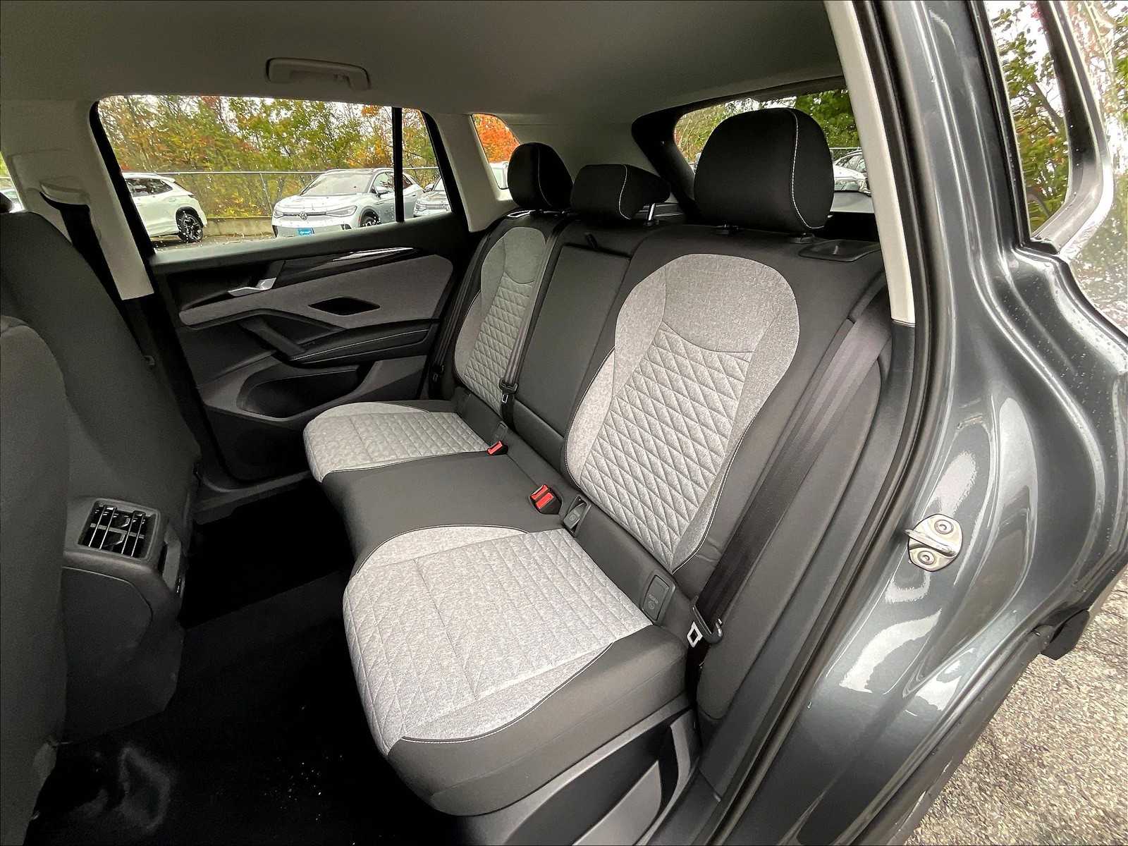 2025 Volkswagen Tiguan S - Photo 15