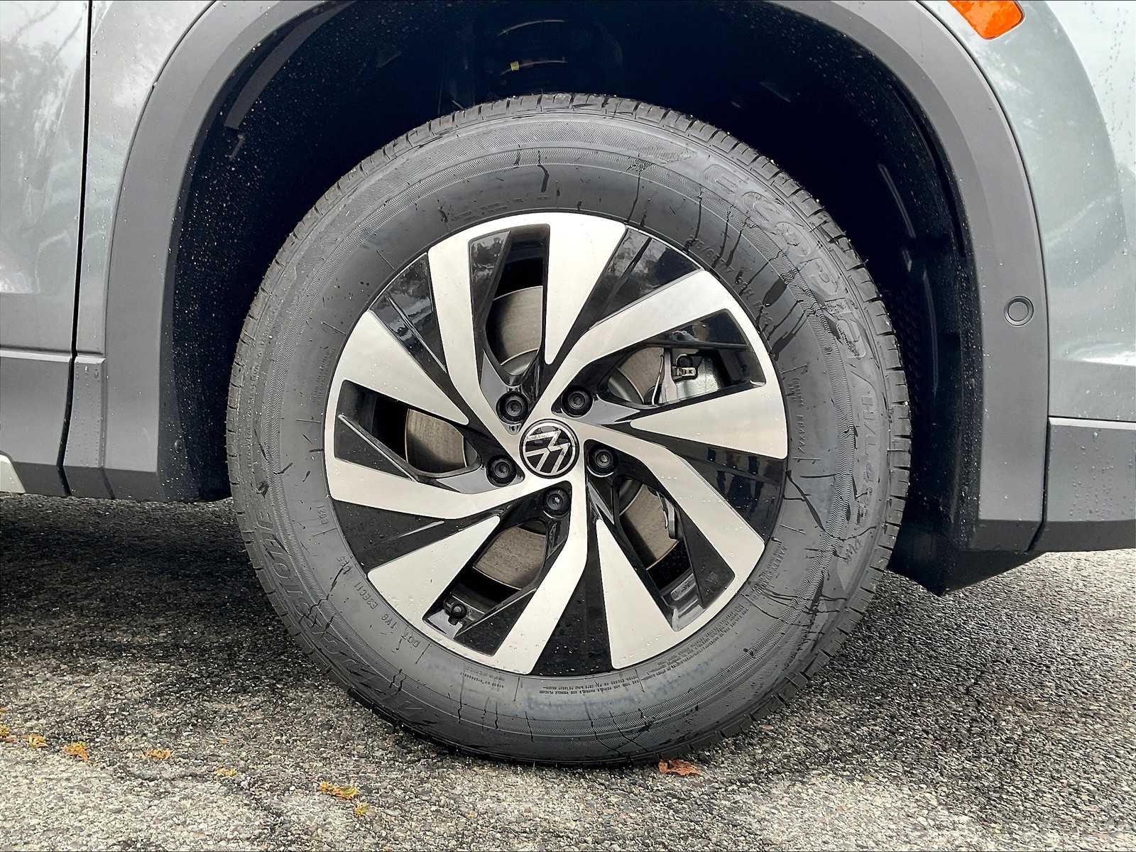 2025 Volkswagen Tiguan S - Photo 8