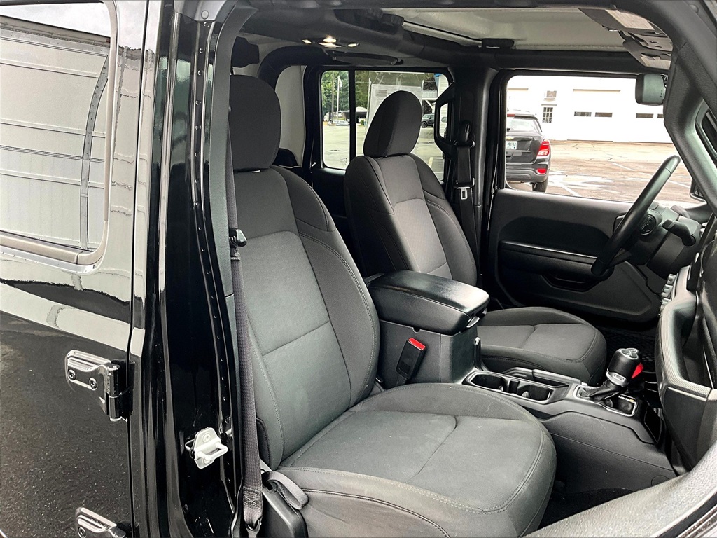 2022 Jeep Gladiator Sport - Photo 11