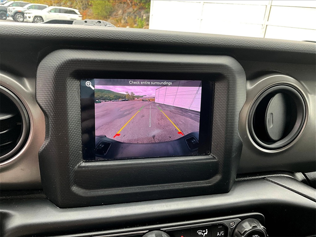 2022 Jeep Gladiator Sport - Photo 19