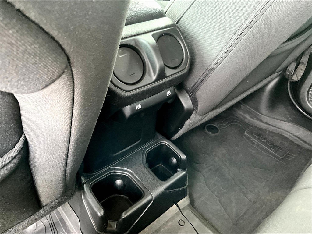 2022 Jeep Gladiator Sport - Photo 27