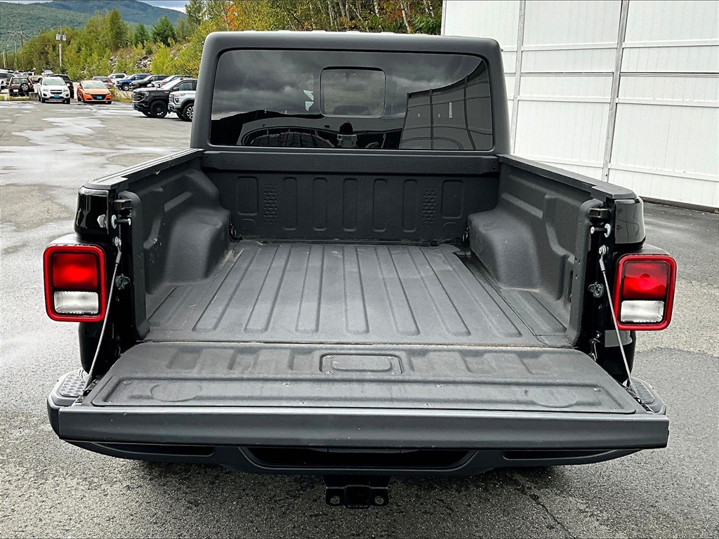 2022 Jeep Gladiator Sport - Photo 29