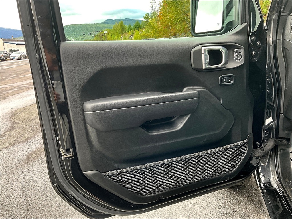 2022 Jeep Gladiator Sport - Photo 9