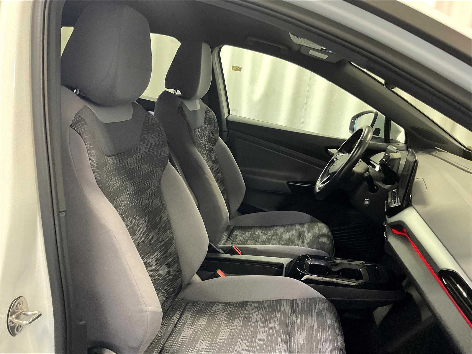 2021 Volkswagen ID.4 Pro - Photo 11