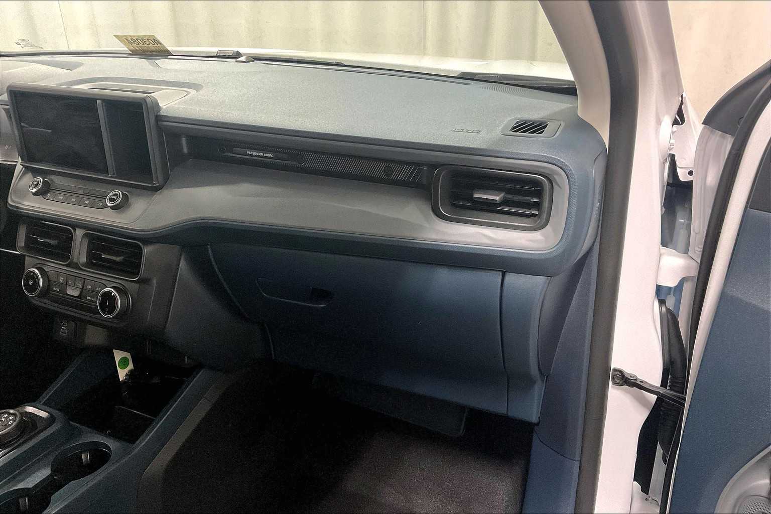 2024 Ford Maverick XL - Photo 13