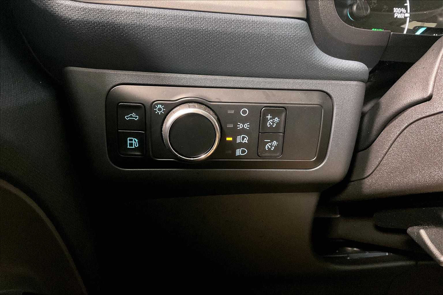 2024 Ford Maverick XL - Photo 25