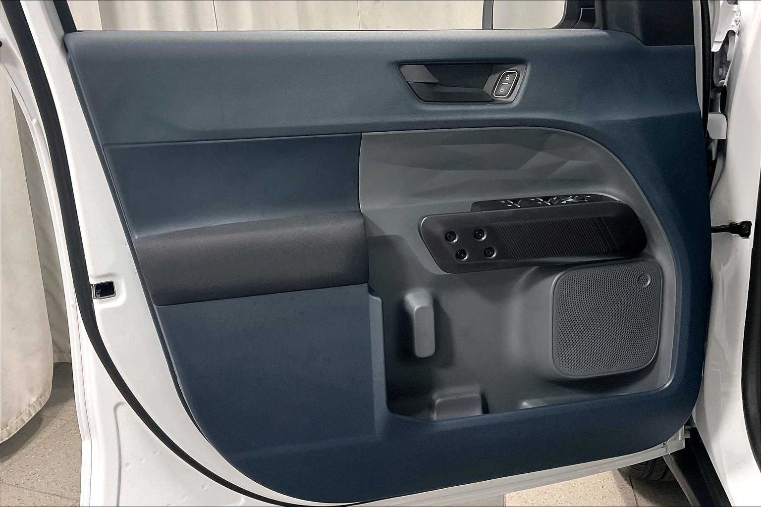 2024 Ford Maverick XL - Photo 9