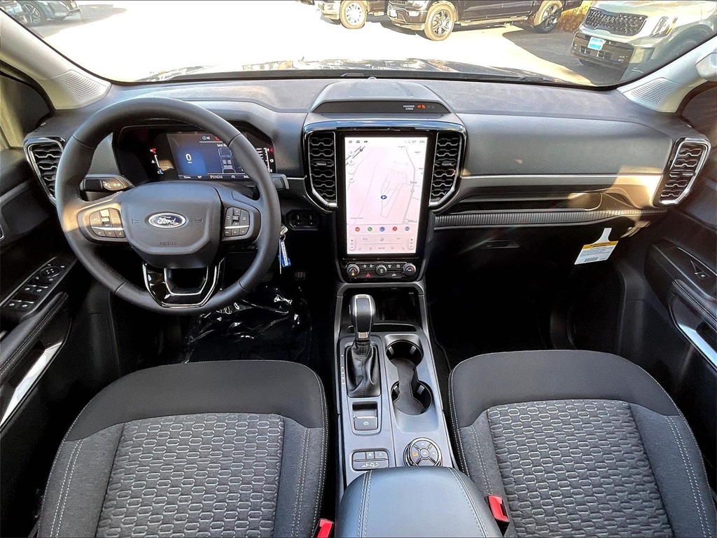 2025 Ford Ranger XLT - Photo 12