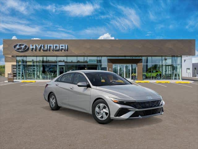 2025 Hyundai Elantra SE