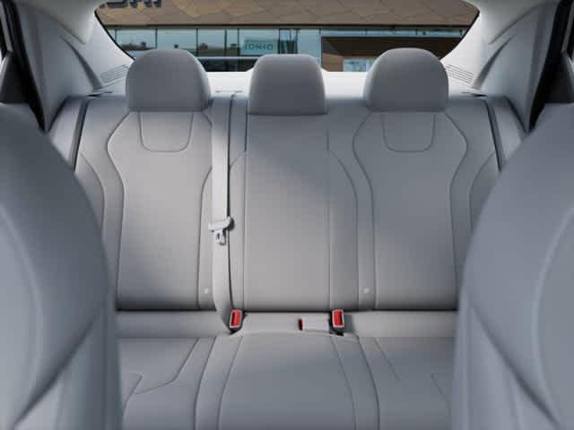 2025 Hyundai Elantra SE - Photo 12