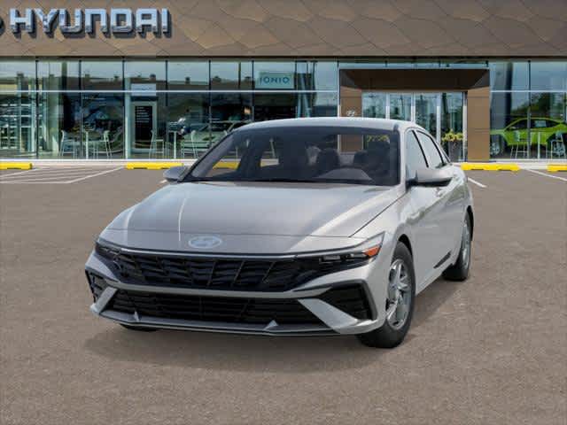 2025 Hyundai Elantra SE - Photo 6