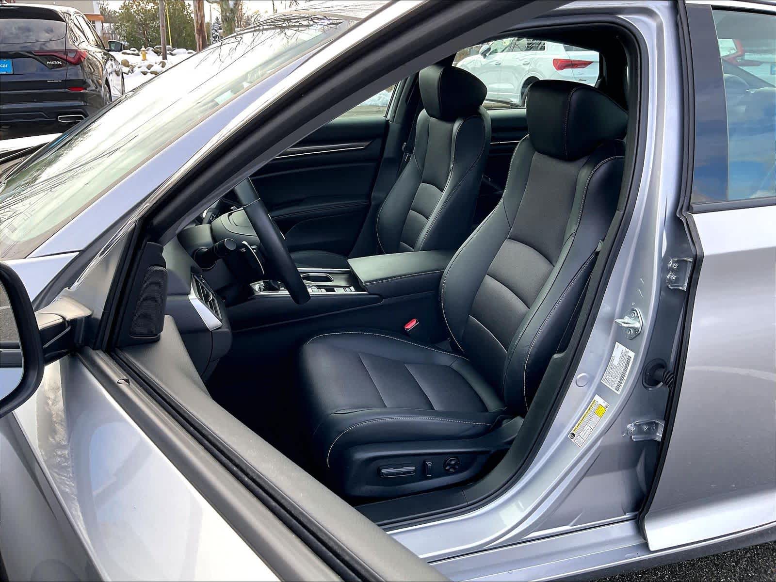 2022 Honda Accord Sport - Photo 10